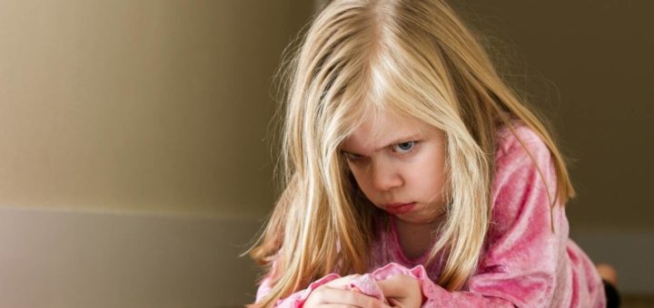 Почему дети капризничают — Полезная информация